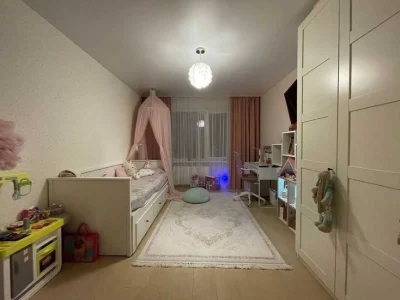 For sale 4-room apartment in Krasny Kamenn Komunare, renovated!