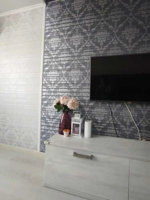 For sale 4-room apartment in Krasny Kamenn Komunare, renovated!