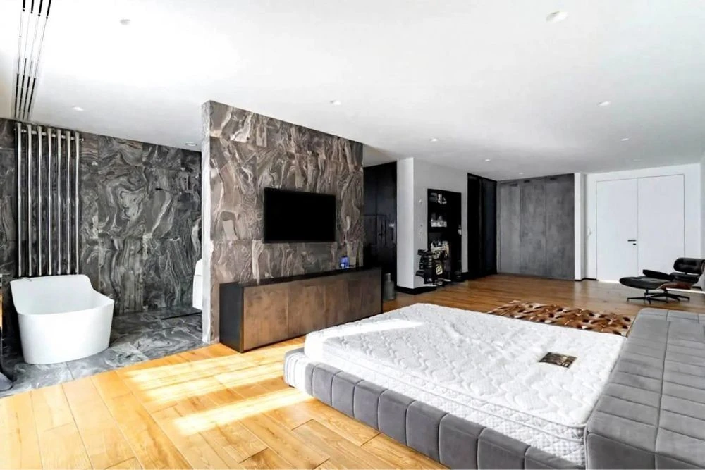 Sale of a house of 490 square meters Minimalism Kyiv