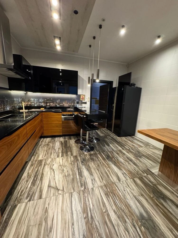 Sale of a spacious 3-bedroom apartment | 98 m² | 2 bathrooms |