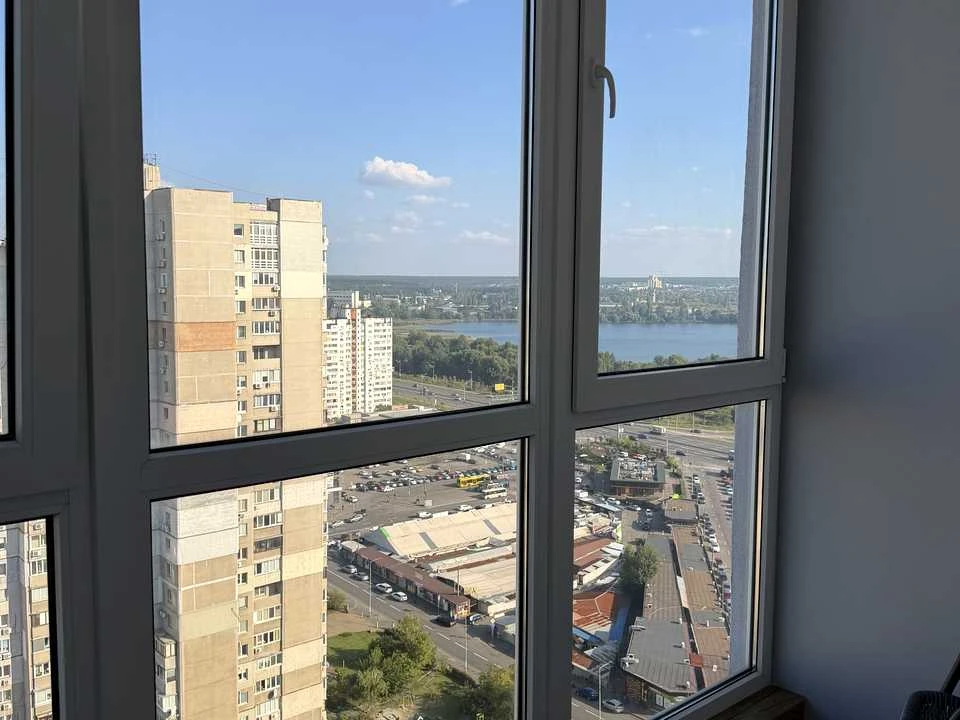 Квартира. Київ, вул. Ревуцького