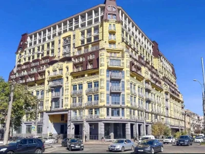 Квартира. Київ, Нижній Вал вул.