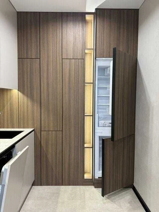 For Sale: 2-bedroom, 54 sq m apartment in Novopechersky Lypky, Drogomyriv, Verkho