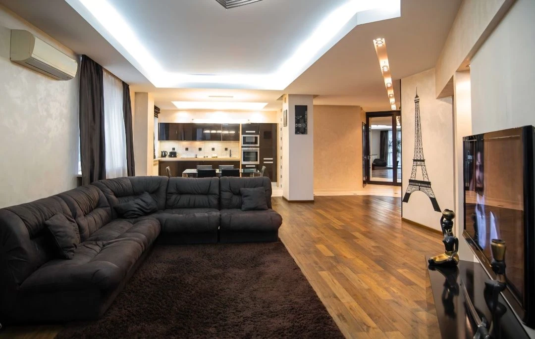 For Sale: 3-Apartment in Gagarin.