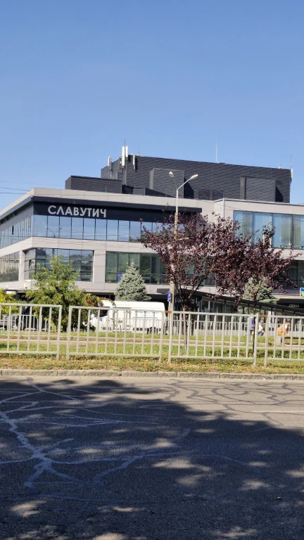 Продается 1-комнатная квартира на проспекте О. Поля, рядом с ТЦ "Славутич"