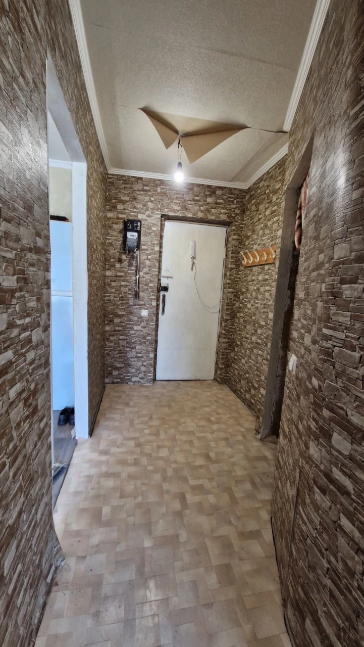 For Sale 1-bedroom apartment on Prospect O. Polya, near TЦ "Slavutich