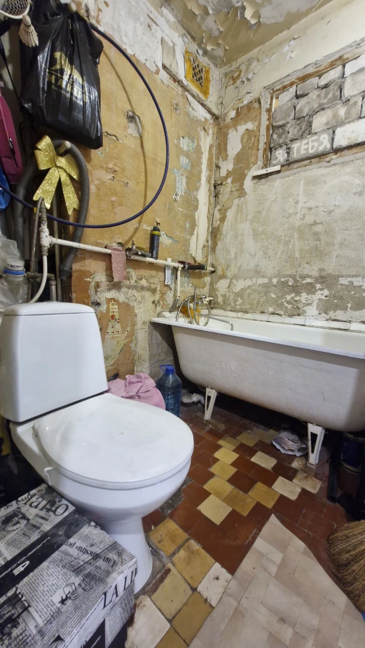 For Sale 1-bedroom apartment on Prospect O. Polya, near TЦ "Slavutich