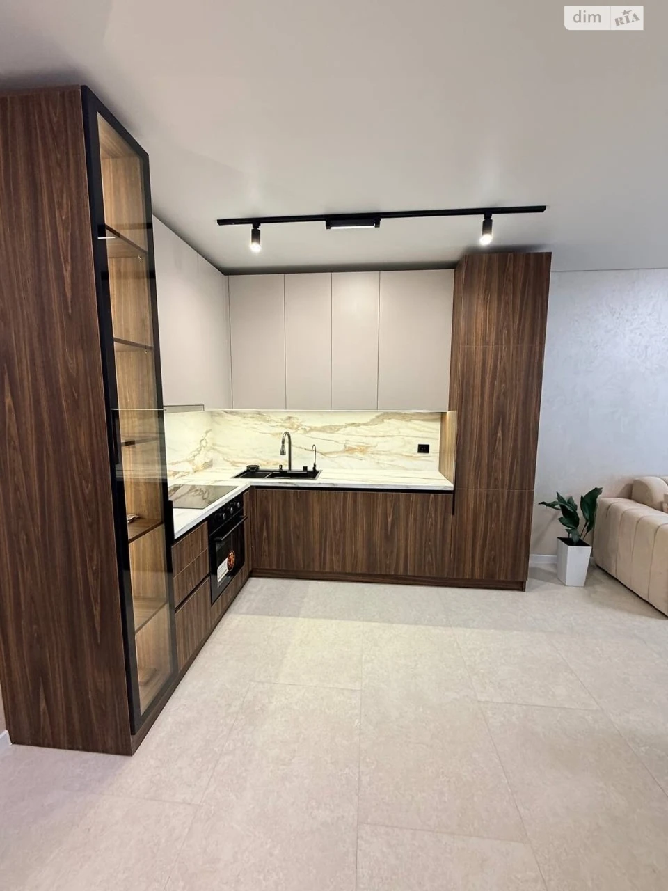 Apartment for Sale - Kompontny