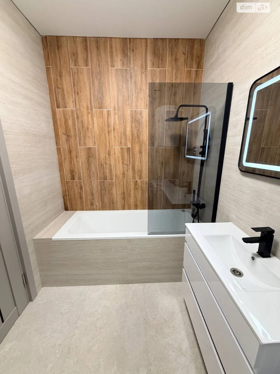 Apartment for Sale - Kompontny