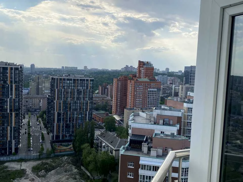 Apartment. Kyiv, Saperne Pole st.