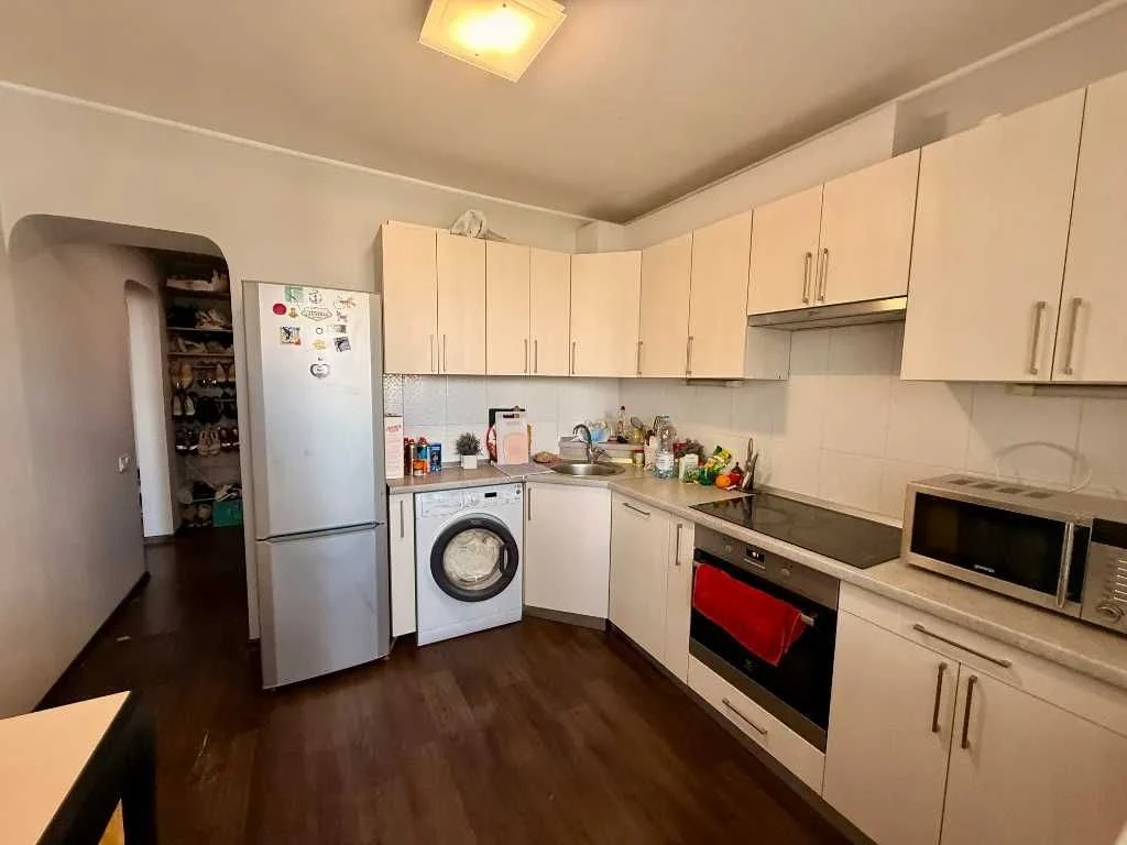 ПРОДАМ 2к квартиру ТОПОЛЯ-2 район Січі Правий берег
