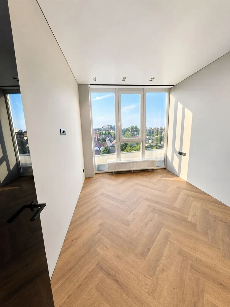 For Sale: 1-bedroom apartment in the "Sea" residential complex, 13th stop of Big Fountain