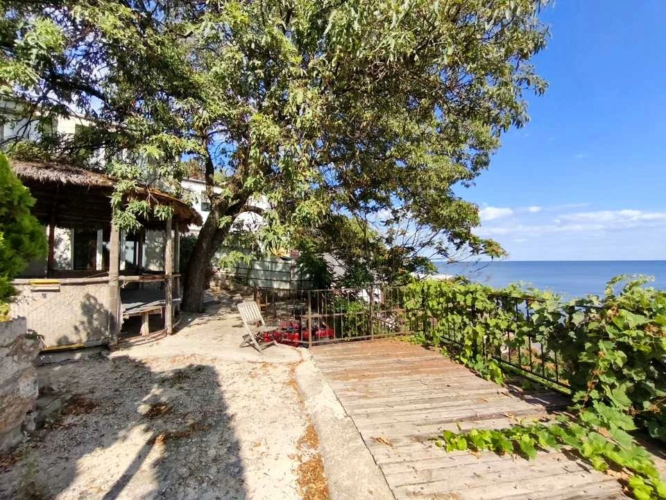 House. Odessa, Freedom Boulevard