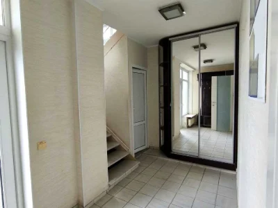 House. Odessa, Freedom Boulevard