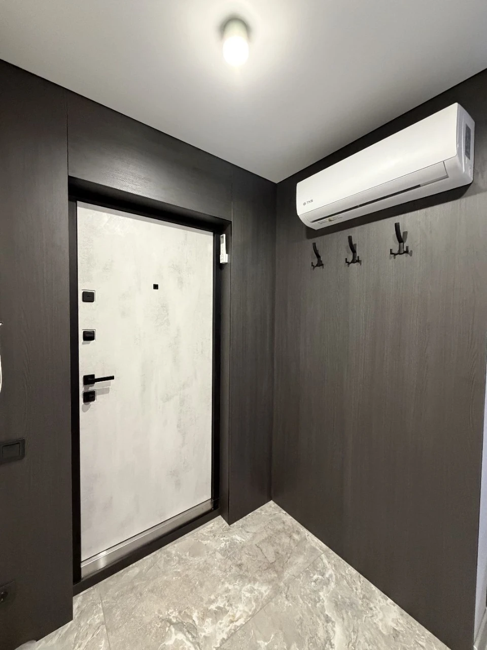 For sale 2-bedroom apartment, Central district, Residential complex "Rydnyi Dim", autonomous heating