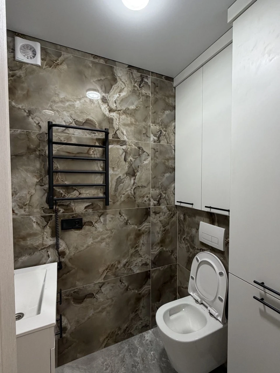 For sale 2-bedroom apartment, Central district, Residential complex "Rydnyi Dim", autonomous heating