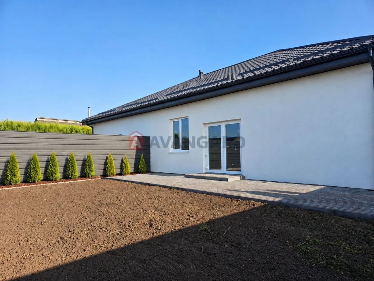Sale of a modern house with gas!