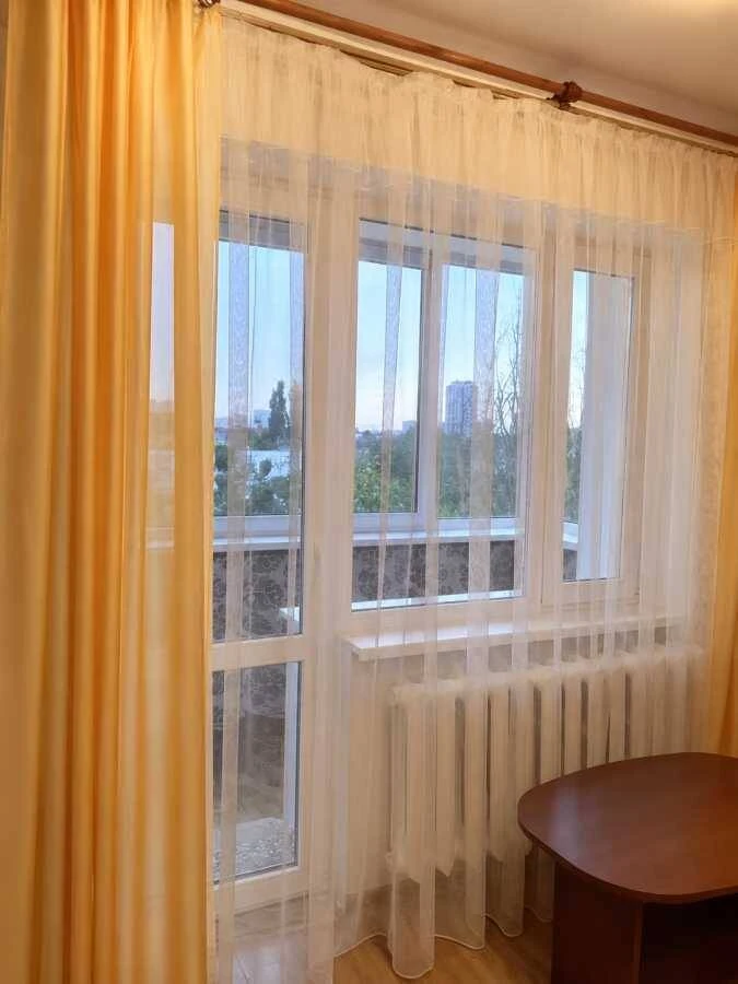 Сдам на длительный срок 2-комнатную квартиру Киев, Соломянский, Генерала