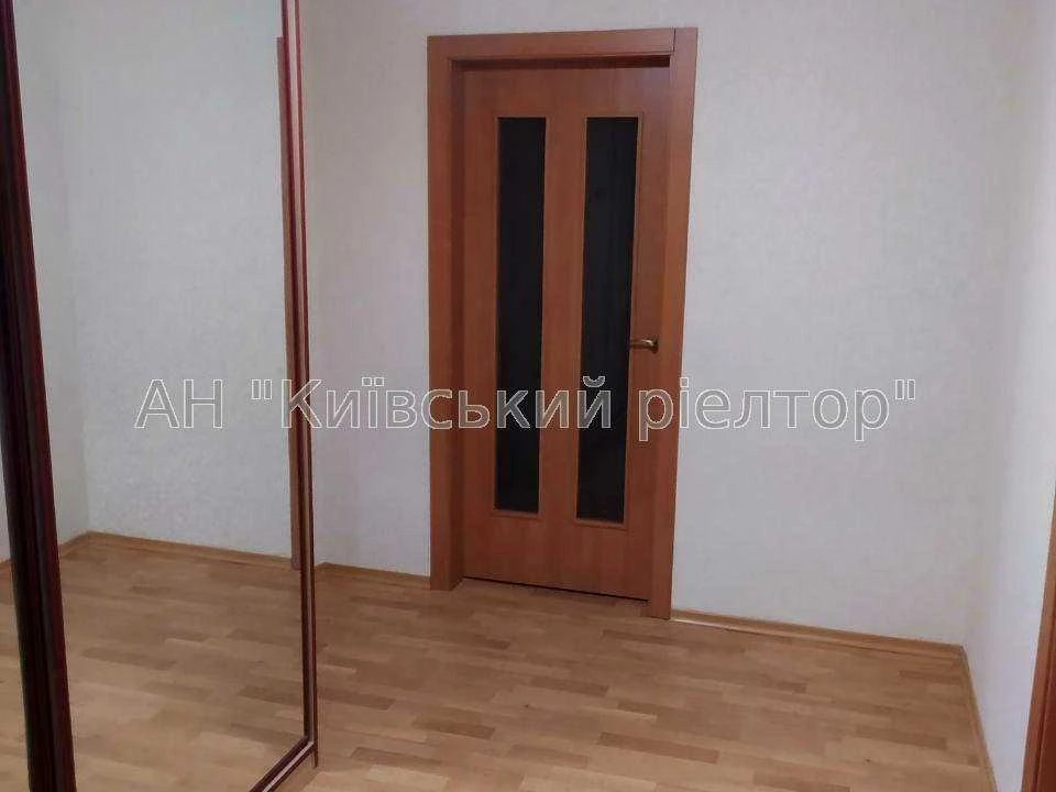 Квартира. Урлівська вулиця, Київ