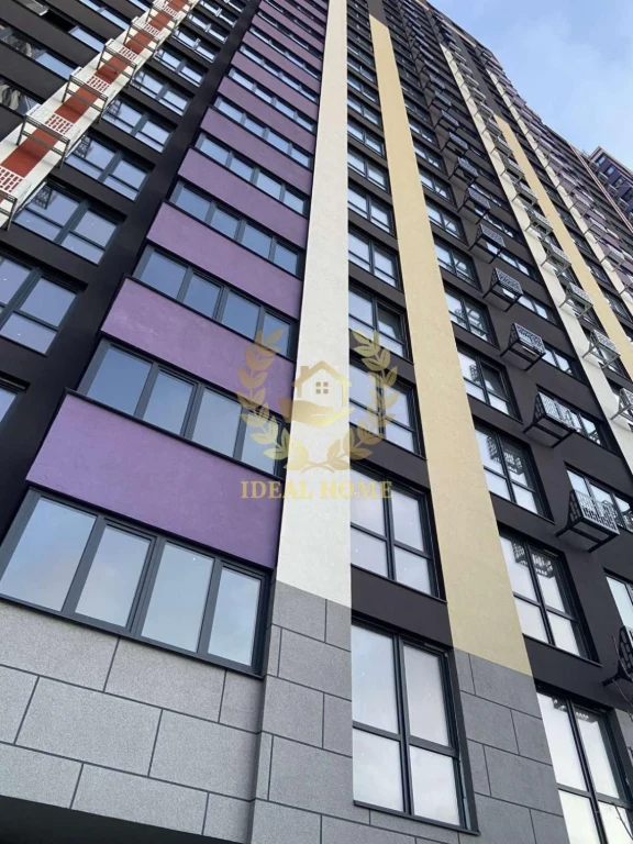 2-bedroom apartment for sale in the new OkLand residential complex near Sevastopol Square