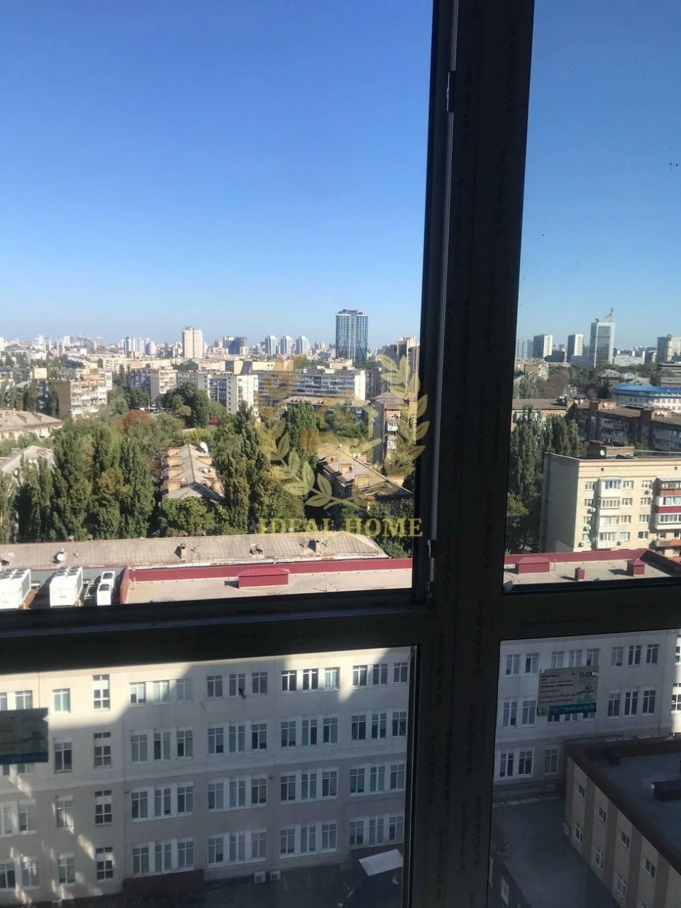2-bedroom apartment for sale in the new OkLand residential complex near Sevastopol Square