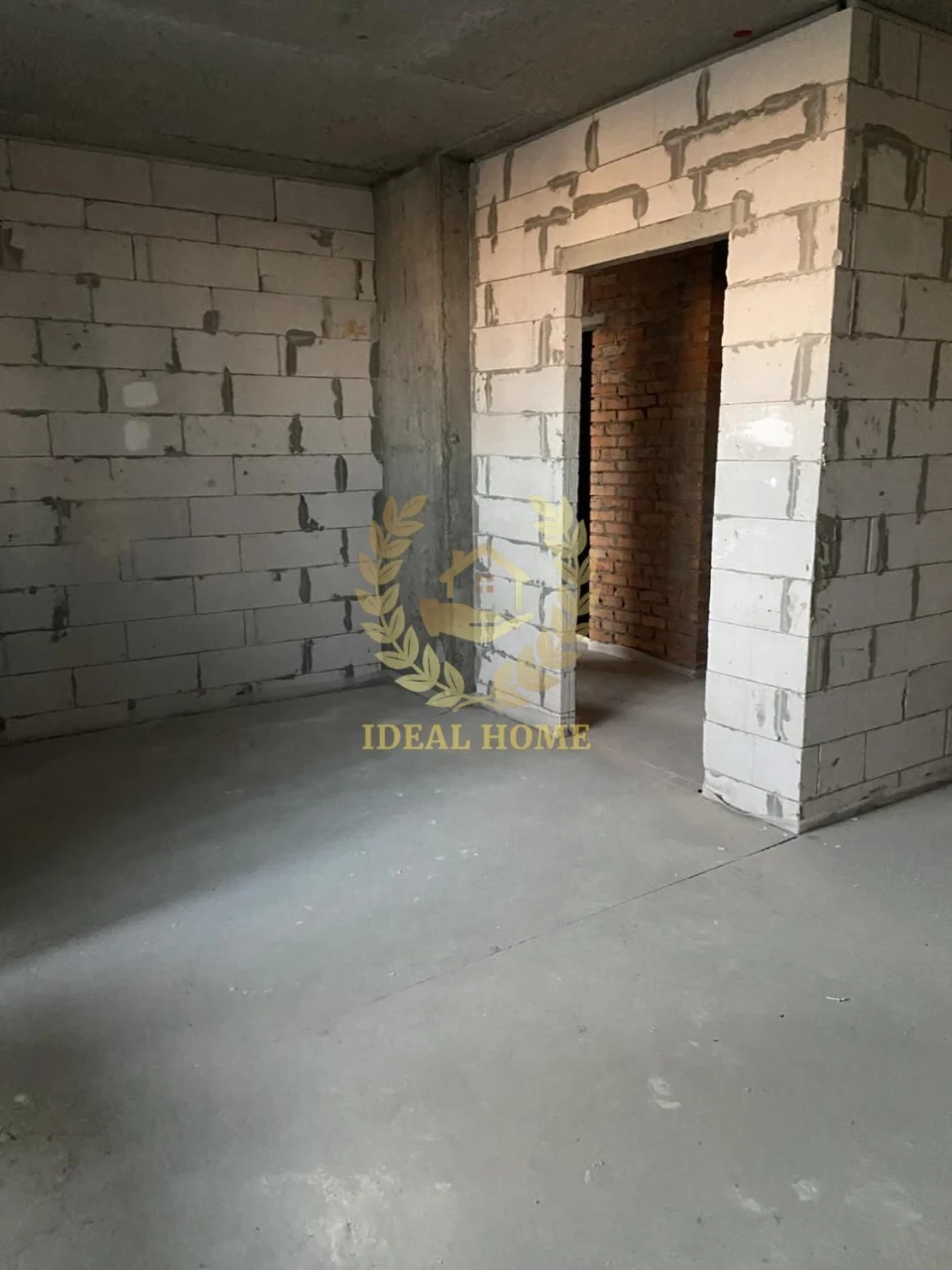 2-bedroom apartment for sale in the new OkLand residential complex near Sevastopol Square