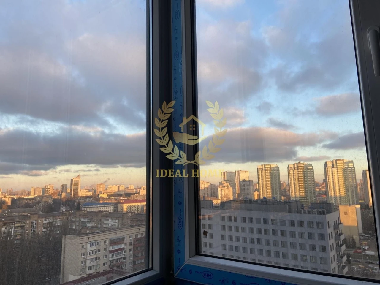2-bedroom apartment for sale in the new OkLand residential complex near Sevastopol Square