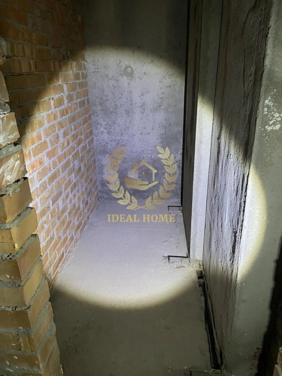 2-bedroom apartment for sale in the new OkLand residential complex near Sevastopol Square