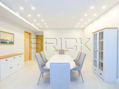 Apartment. Kruglouniversitytska st.