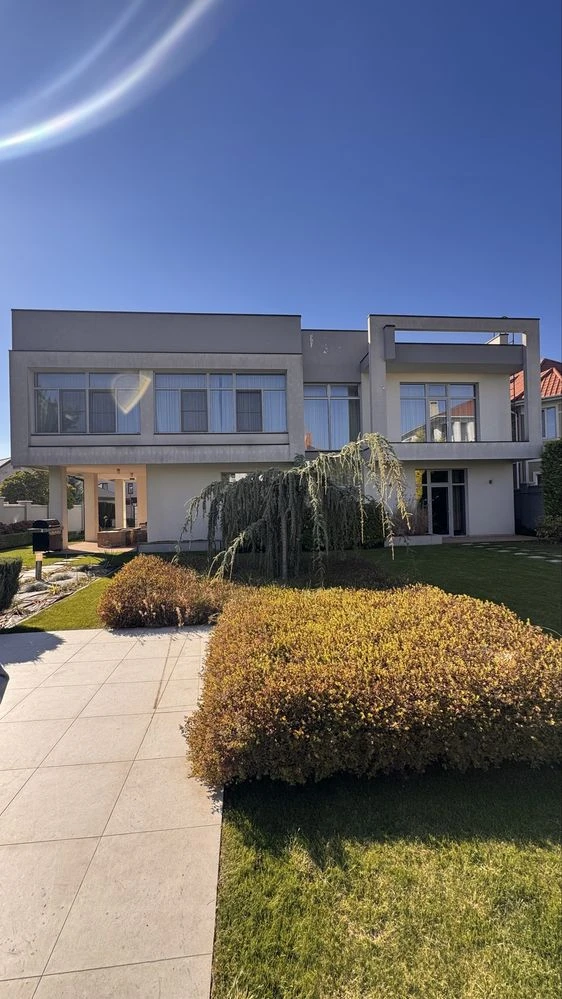 For Sale: Beautiful House by the Sea in Sovigny
