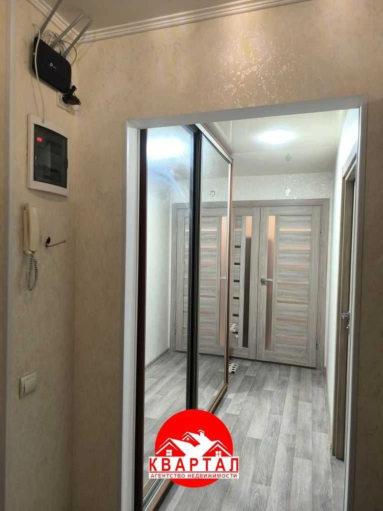 For sale 3-room apartment with renovation, area near Silpo on Fo