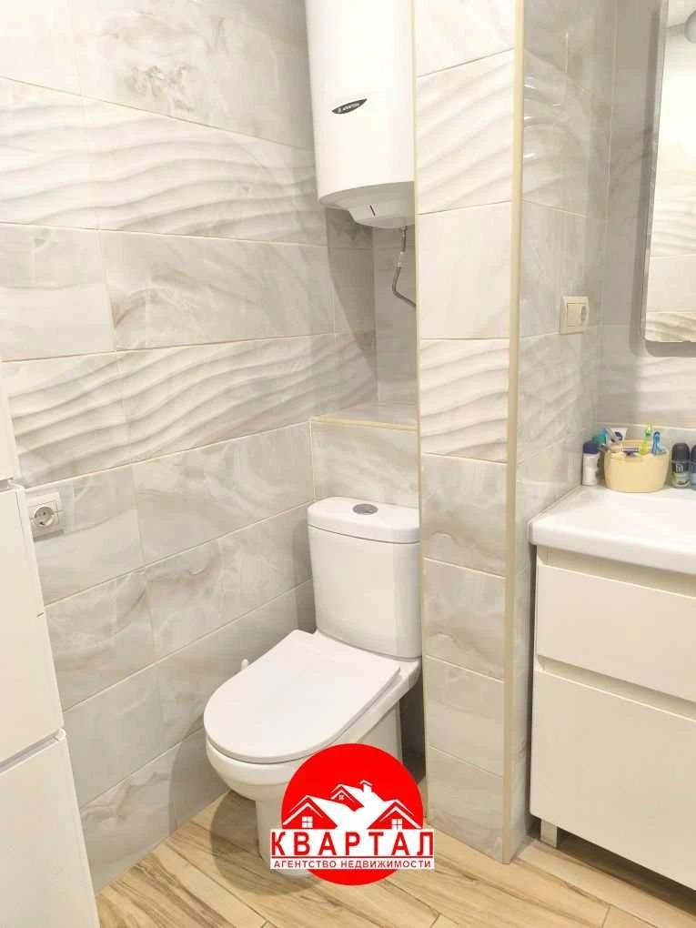 For sale 3-room apartment with renovation, area near Silpo on Fo