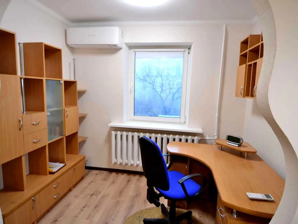Квартира. Київ, Варязький провулок.