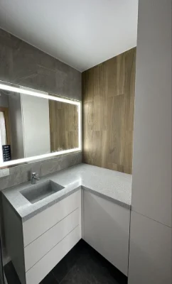 For Sale: Apartment near the Zhytomyr and Akademystytse metro stations in Kyiv