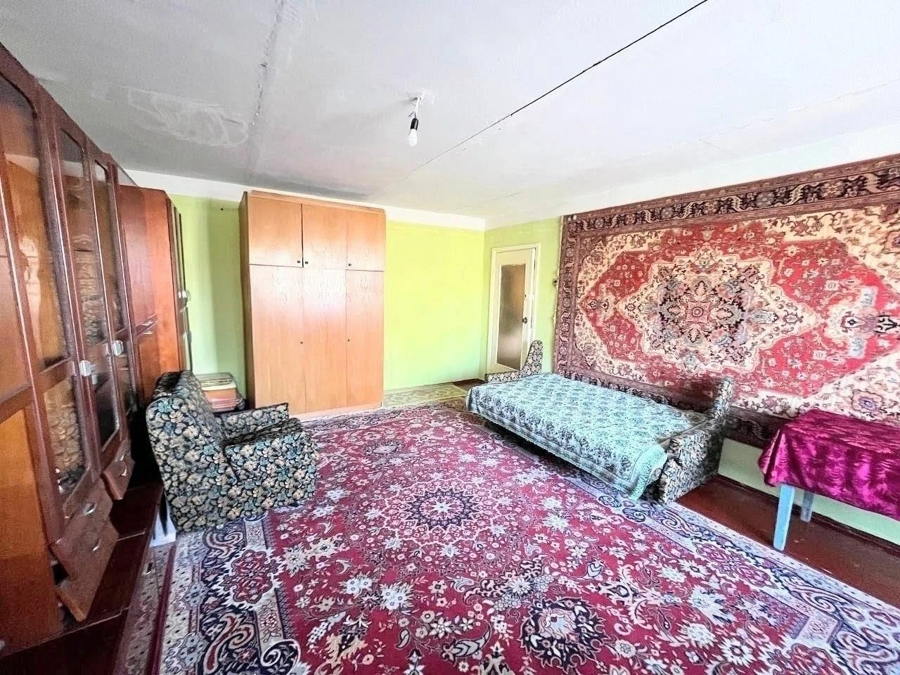 2-room - 50 sq.m., Czech, Brick building, Separate rooms, Ювілейний