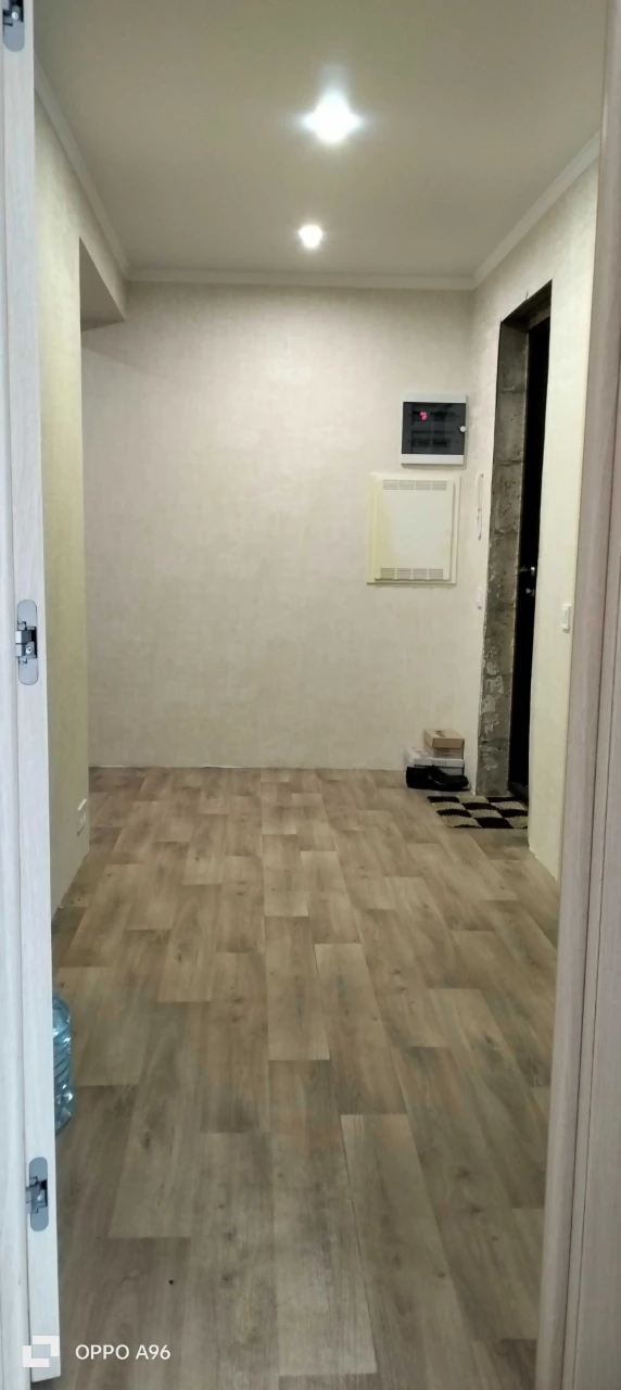 Apartment for sale from the owner! Renovated! Residential!