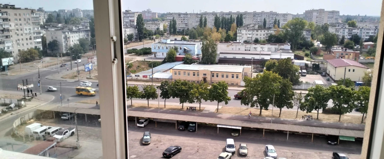 Apartment for sale from the owner! Renovated! Residential!