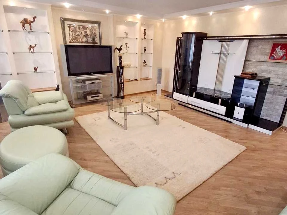 Apartment. Levka Luk'yanyka Street, Kyiv