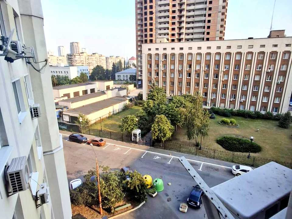 Apartment. Levka Luk'yanyka Street, Kyiv
