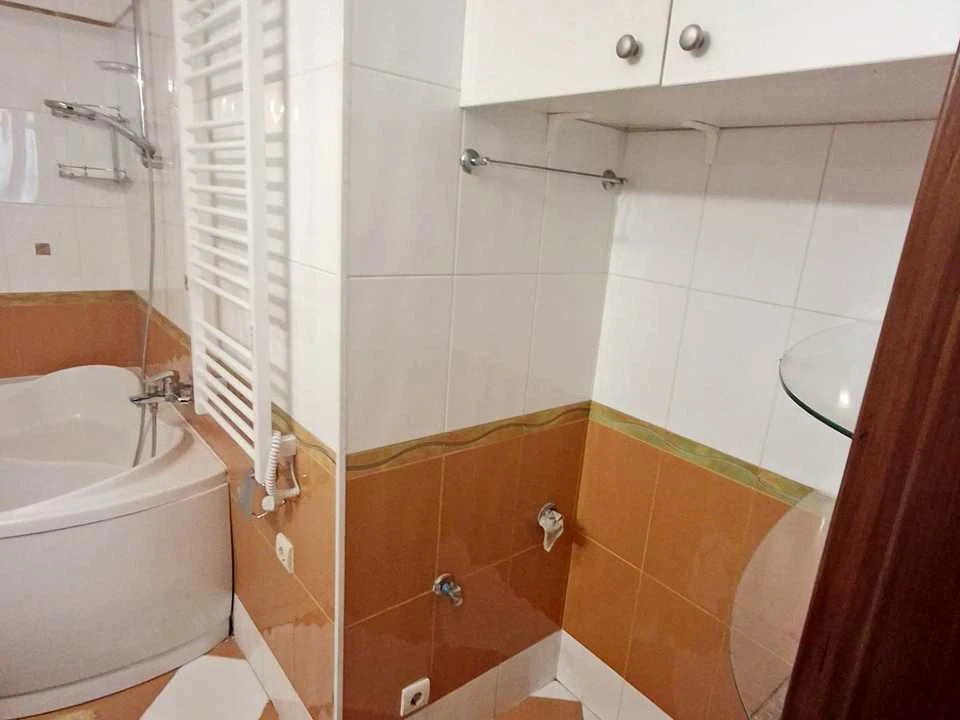 Apartment. Levka Luk'yanyka Street, Kyiv