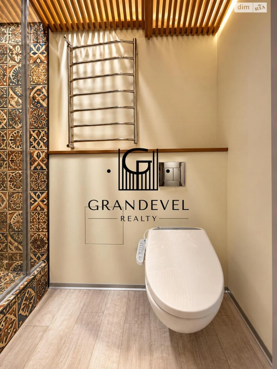 Sale Apartment Holosiiv