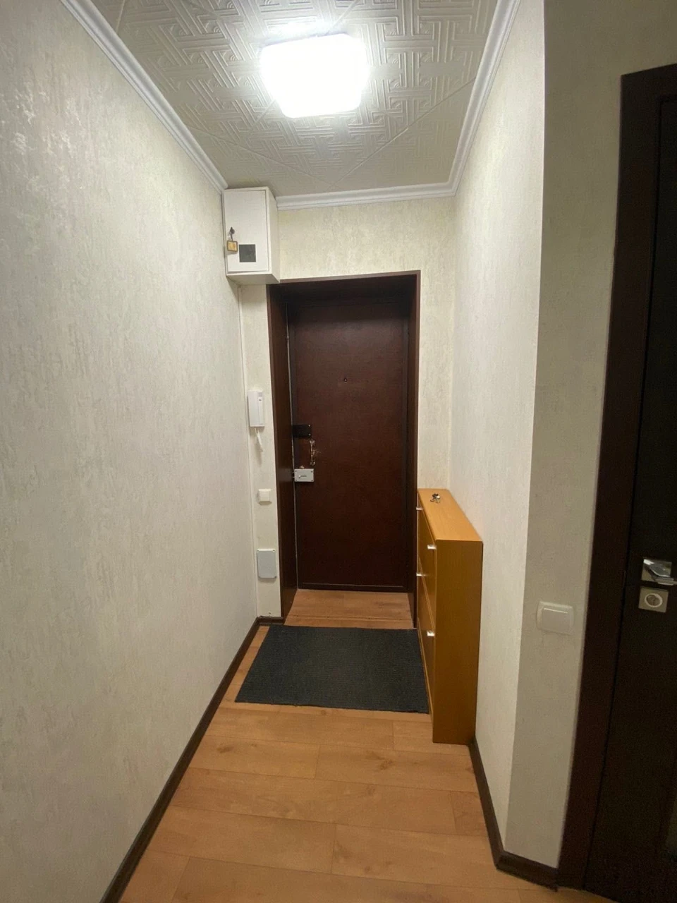 Продается 1-комнатная квартира по адресу пр. О. Поля