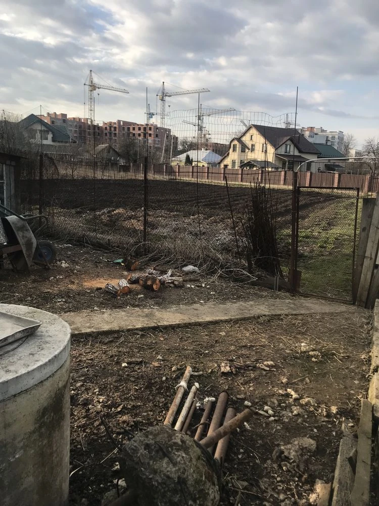 Продається земельна ділянка