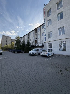 3-room new building on Khotin Street