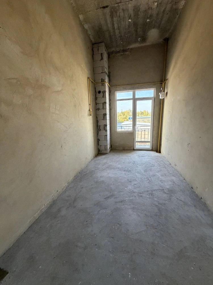3-room new building on Khotin Street