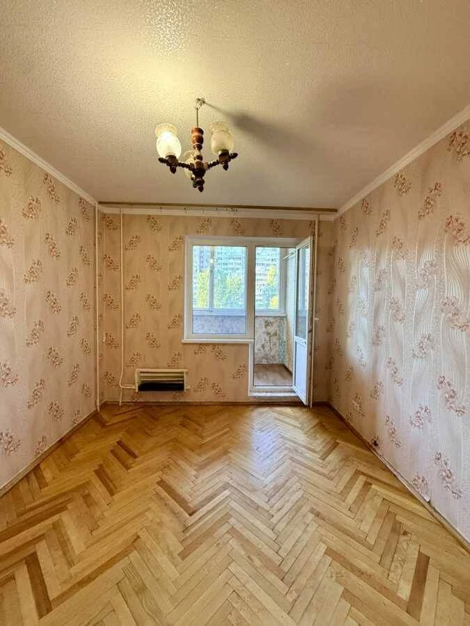 Продам 3-к квартиру Киев, Голосеевский, Академика Заболотног