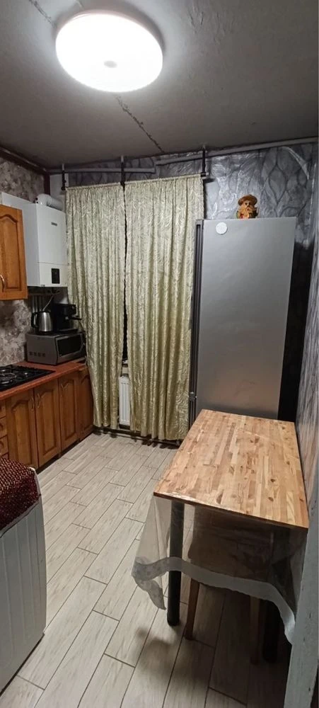 Продам 2 комнатную квартиру