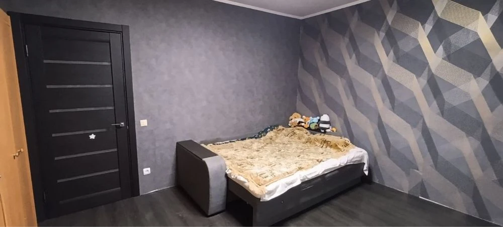 Продам 2 комнатную квартиру