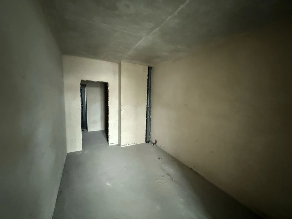 2nd Floor, I will sell my 2-room residential complex Berezhanskyi Mykola Gulaka St.