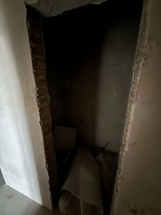 2nd Floor, I will sell my 2-room residential complex Berezhanskyi Mykola Gulaka St.